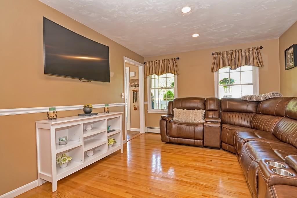 125 Robinette Road Stoughton, MA 02072 - Photo 13 of 32 Gallery Image 13