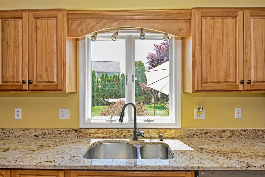 125 Robinette Road Stoughton, MA 02072 - Photo 8 of 32 Gallery Image 8