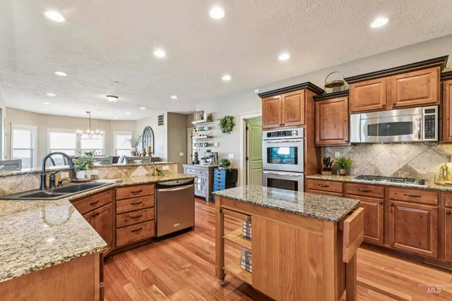 $1,250,000 | 3964 West Quail Hill Court, Boise, ID 83703