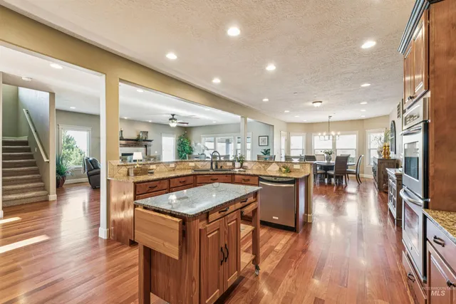 $1,250,000 | 3964 West Quail Hill Court, Boise, ID 83703