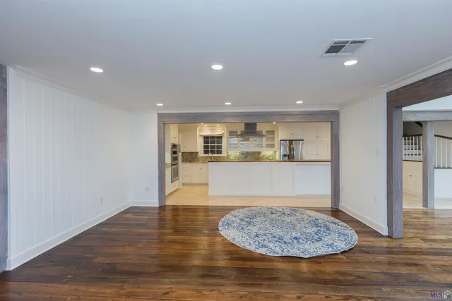 $949,900 | 4843 Sweetbriar Street, Baton Rouge, LA 70808