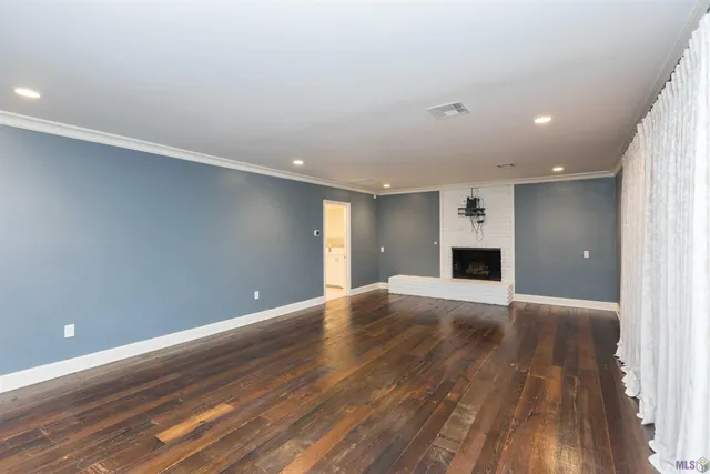 $949,900 | 4843 Sweetbriar Street, Baton Rouge, LA 70808