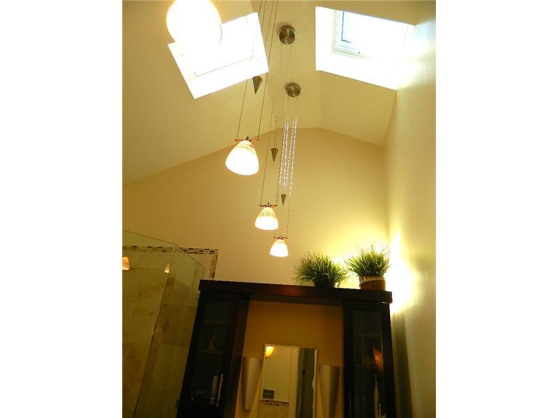 7055 Warwick Road Indianapolis, IN 46220 - Photo 14 of 24 Gallery Image 14