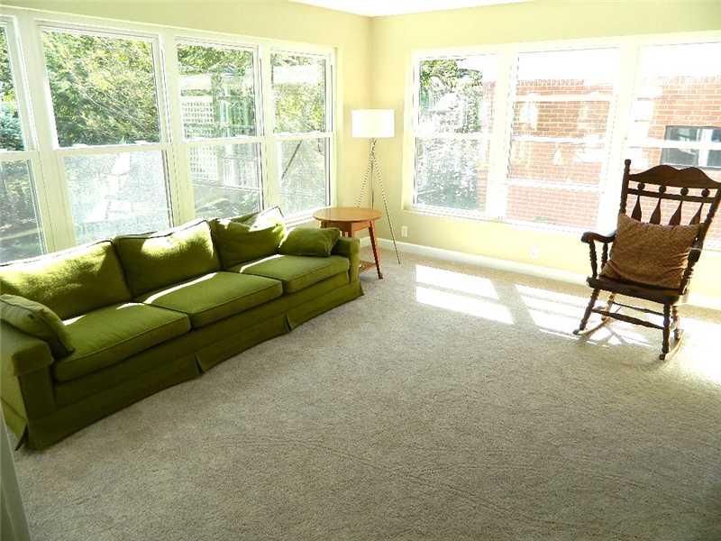 7055 Warwick Road Indianapolis, IN 46220 - Photo 10 of 24 Gallery Image 10