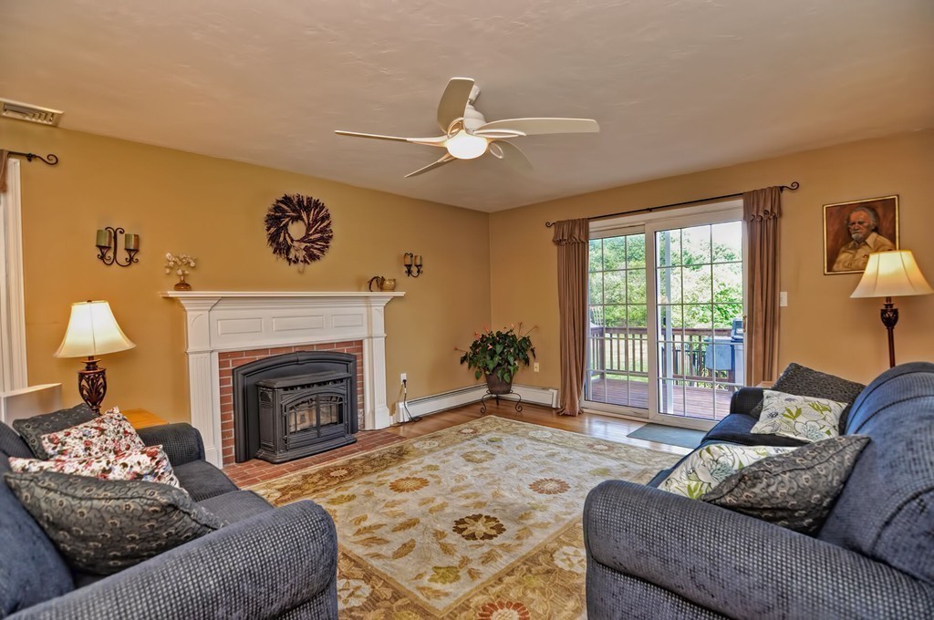 4 Donna Pass Hopkinton, MA 01748 - Photo 18 of 30