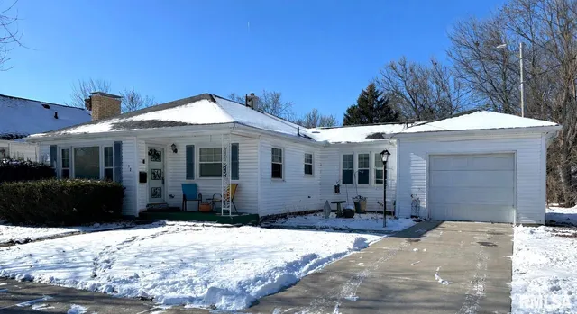 $79,900 | 92 Madison Street, Galesburg, IL 61401