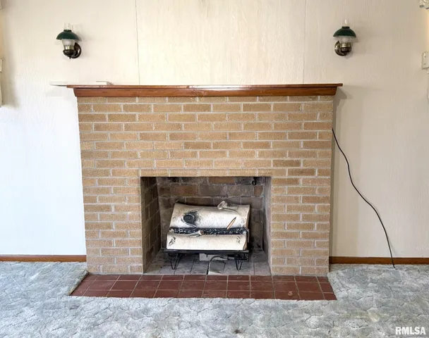 $79,900 | 92 Madison Street, Galesburg, IL 61401