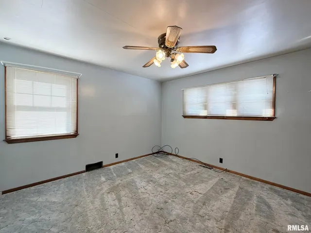 $79,900 | 92 Madison Street, Galesburg, IL 61401