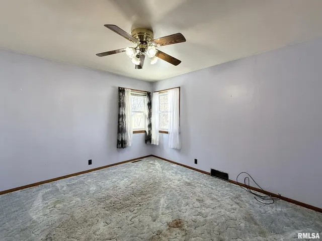 $79,900 | 92 Madison Street, Galesburg, IL 61401