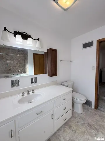 $79,900 | 92 Madison Street, Galesburg, IL 61401