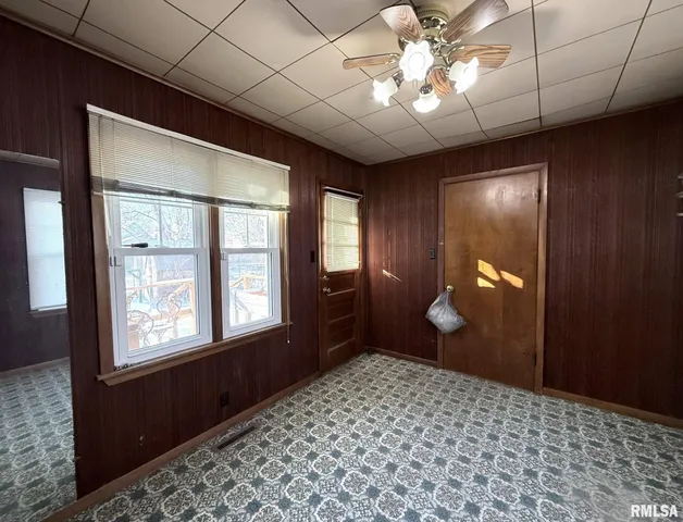 $79,900 | 92 Madison Street, Galesburg, IL 61401