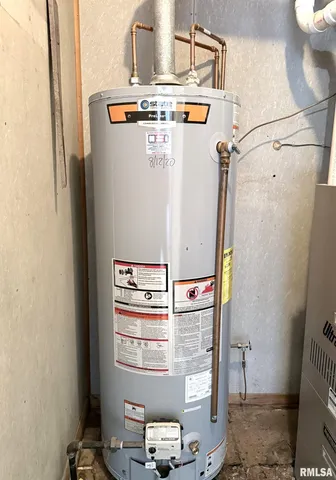 $79,900 | 92 Madison Street, Galesburg, IL 61401