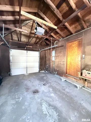 $79,900 | 92 Madison Street, Galesburg, IL 61401