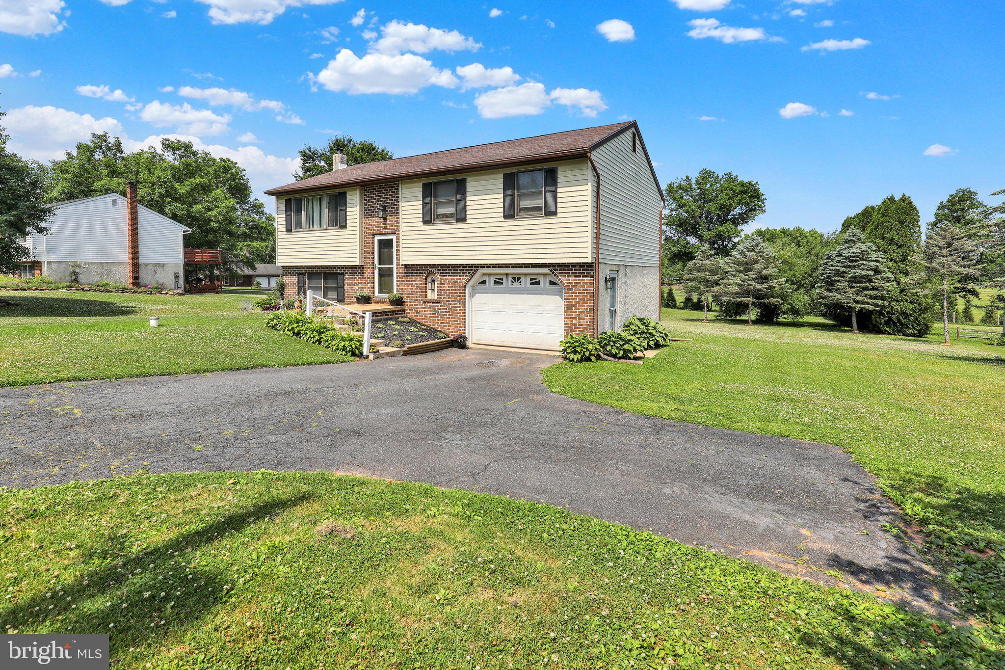 220 Pleasant Valley Road East Earl, PA 17519 - Photo 3 of 25 360_3855