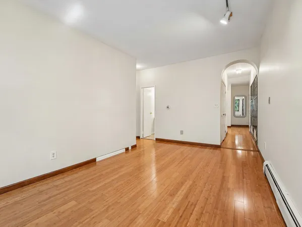 $2,300 | 121 Garrison Avenue, Unit 204, Jersey City, NJ 07306