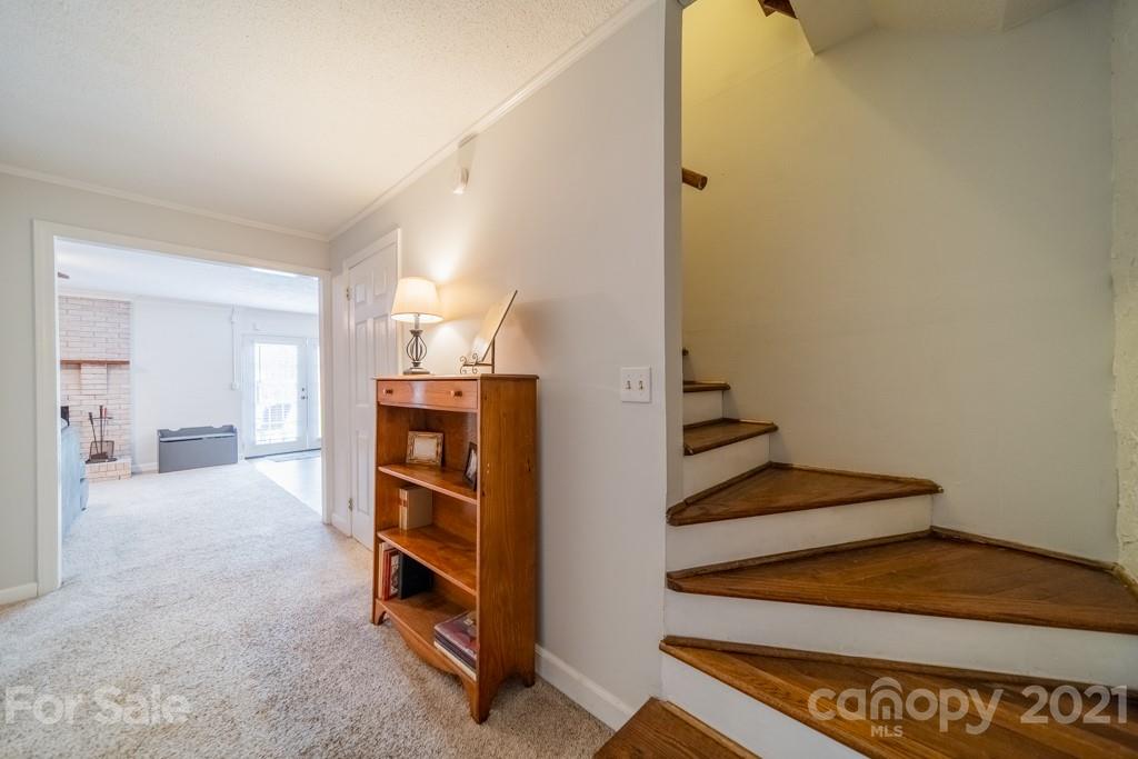 1804 Mayberry Road Dallas, NC 28034 - Photo 14 of 42 Gallery Image 14