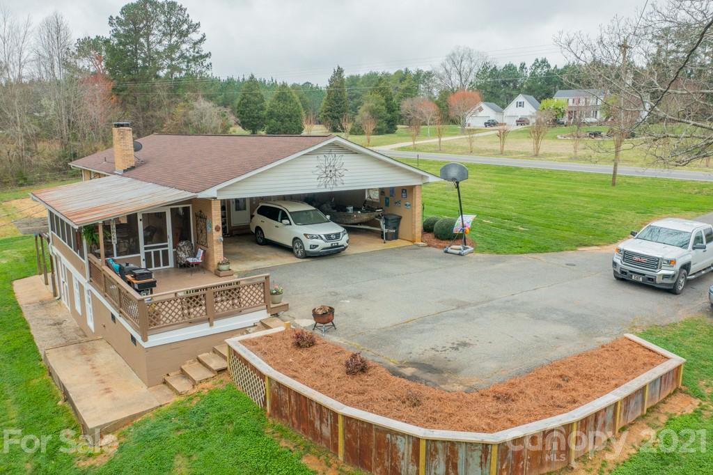1804 Mayberry Road Dallas, NC 28034 - Photo 20 of 42 Gallery Image 20