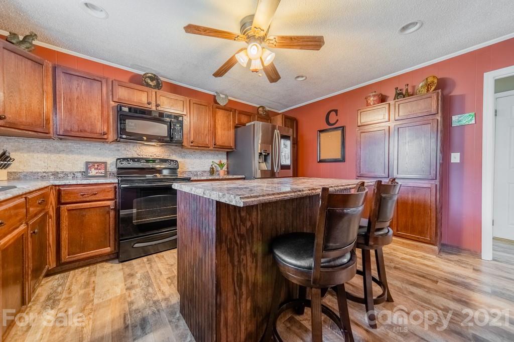 1804 Mayberry Road Dallas, NC 28034 - Photo 9 of 42 Gallery Image 9