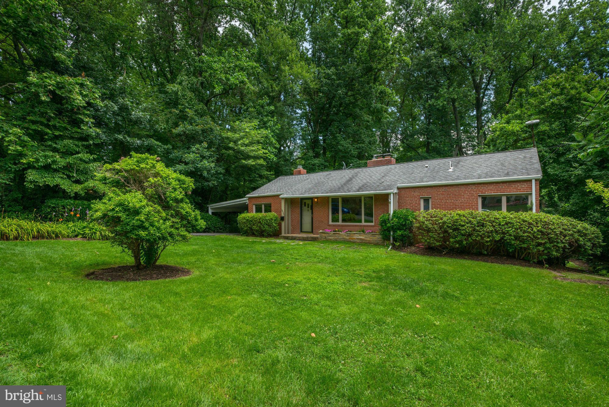 3035 Castle Road Falls Church, VA 22044 - Photo 1 of 24 Exterior (Front)