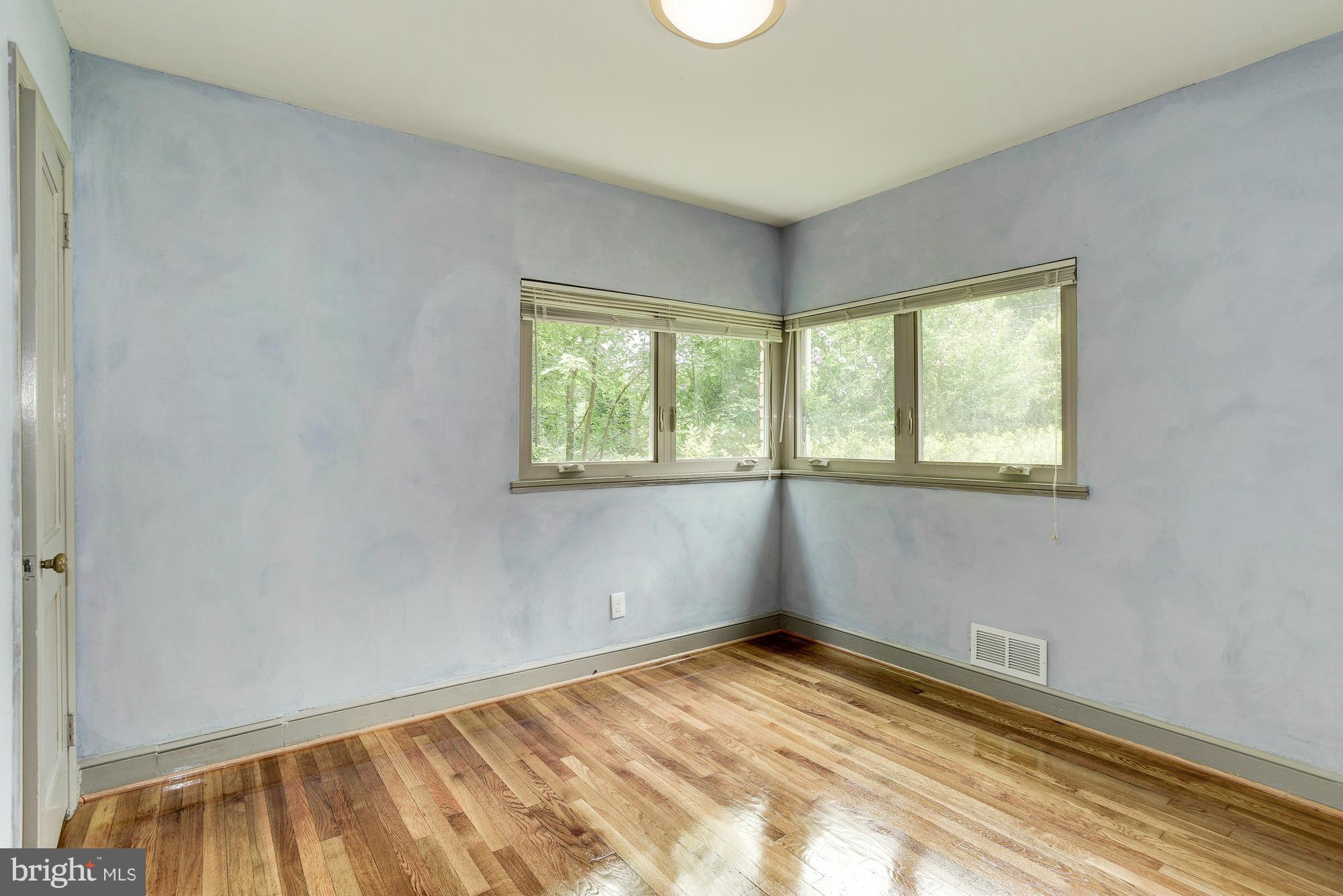 3035 Castle Road Falls Church, VA 22044 - Photo 11 of 24 Bedroom