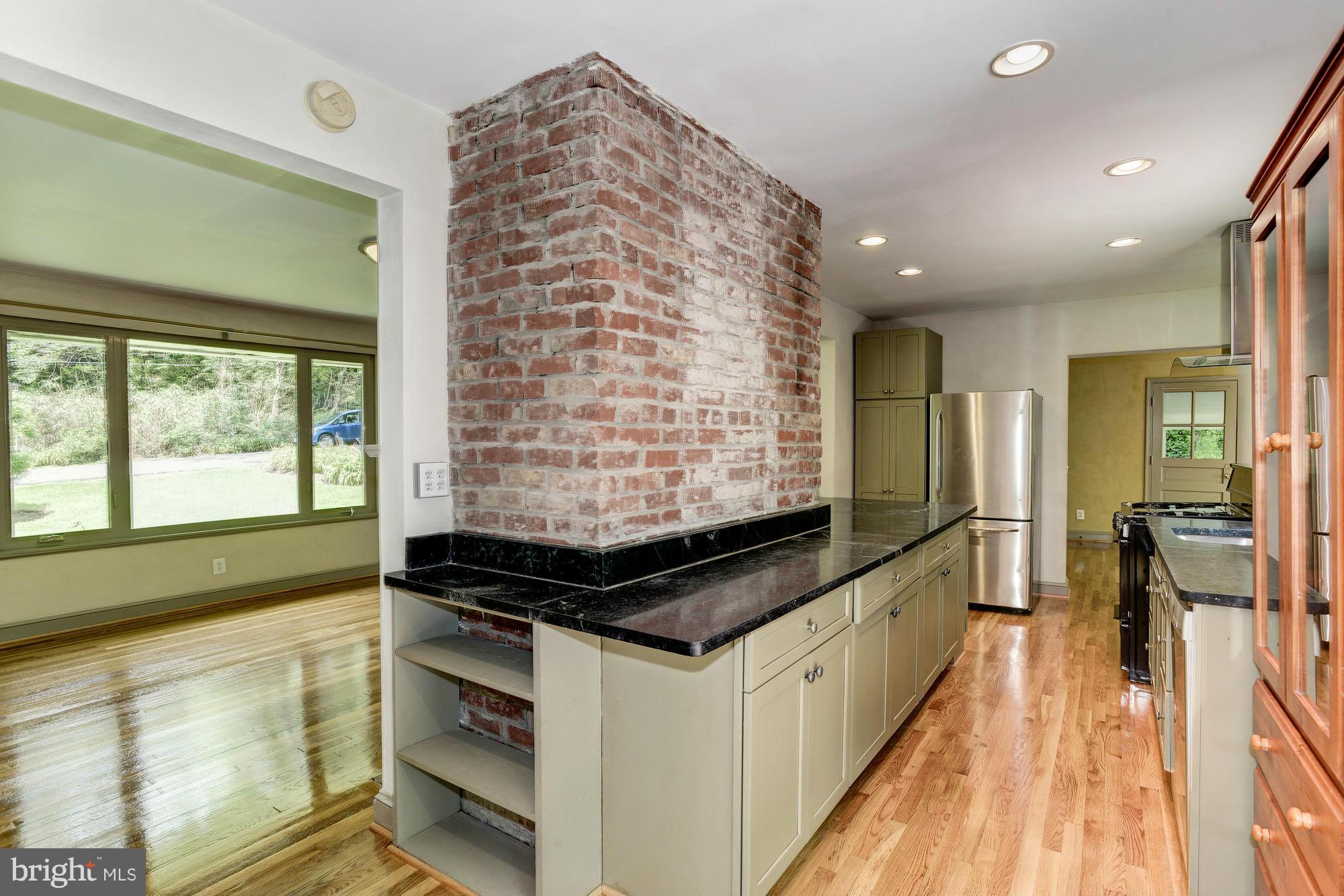 3035 Castle Road Falls Church, VA 22044 - Photo 3 of 24 Kitchen