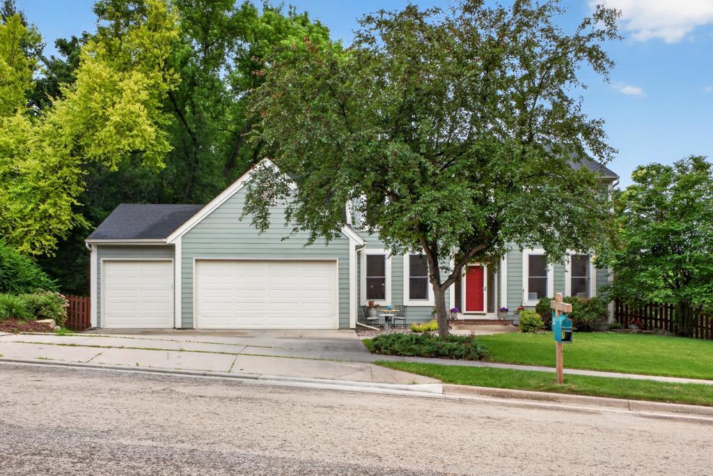 3010 Fox Valley Drive Southwest Rochester, MN 55902 - Photo 2 of 57