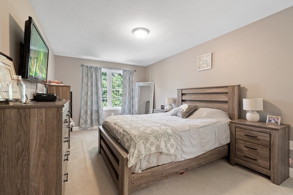 1261 Main Street Reading, MA 01867 - Photo 16 of 33 Gallery Image 16