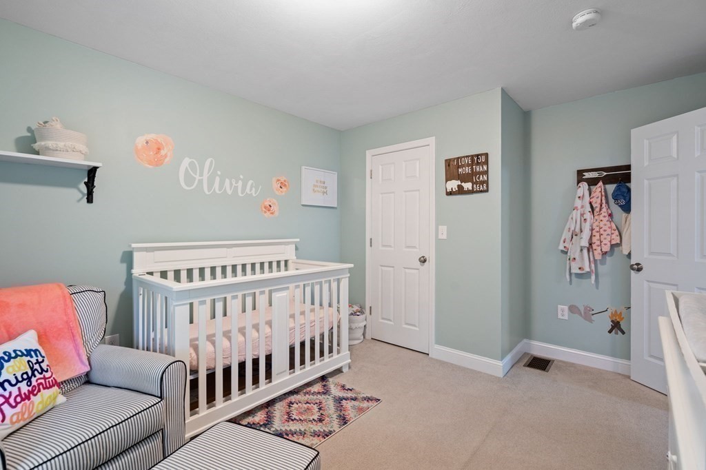 1261 Main Street Reading, MA 01867 - Photo 19 of 33 Gallery Image 19