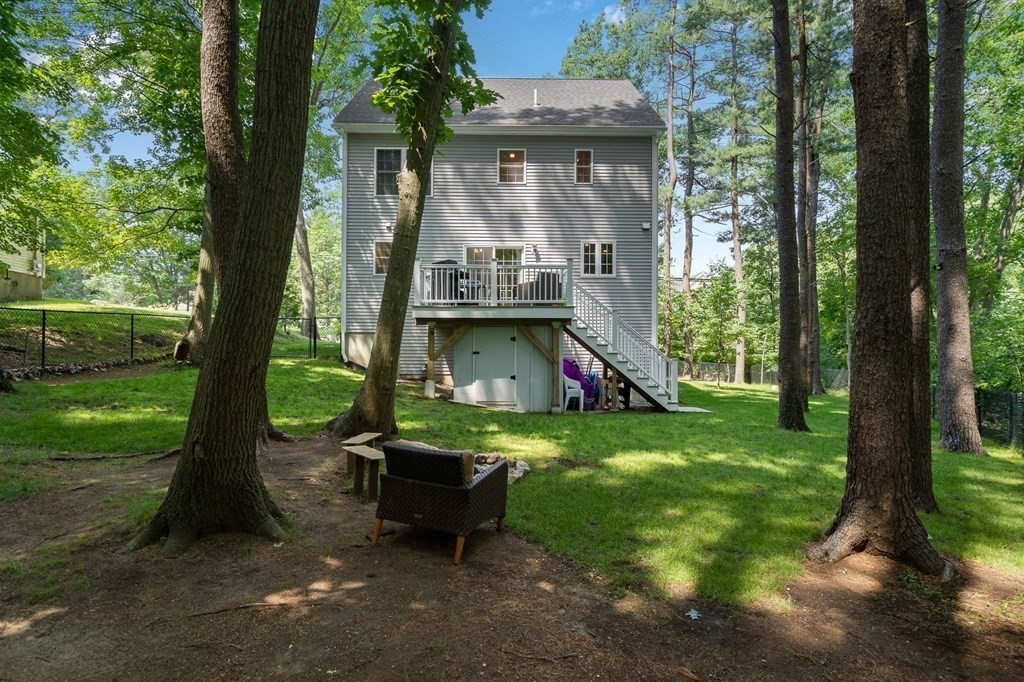 1261 Main Street Reading, MA 01867 - Photo 2 of 33 Gallery Image 2
