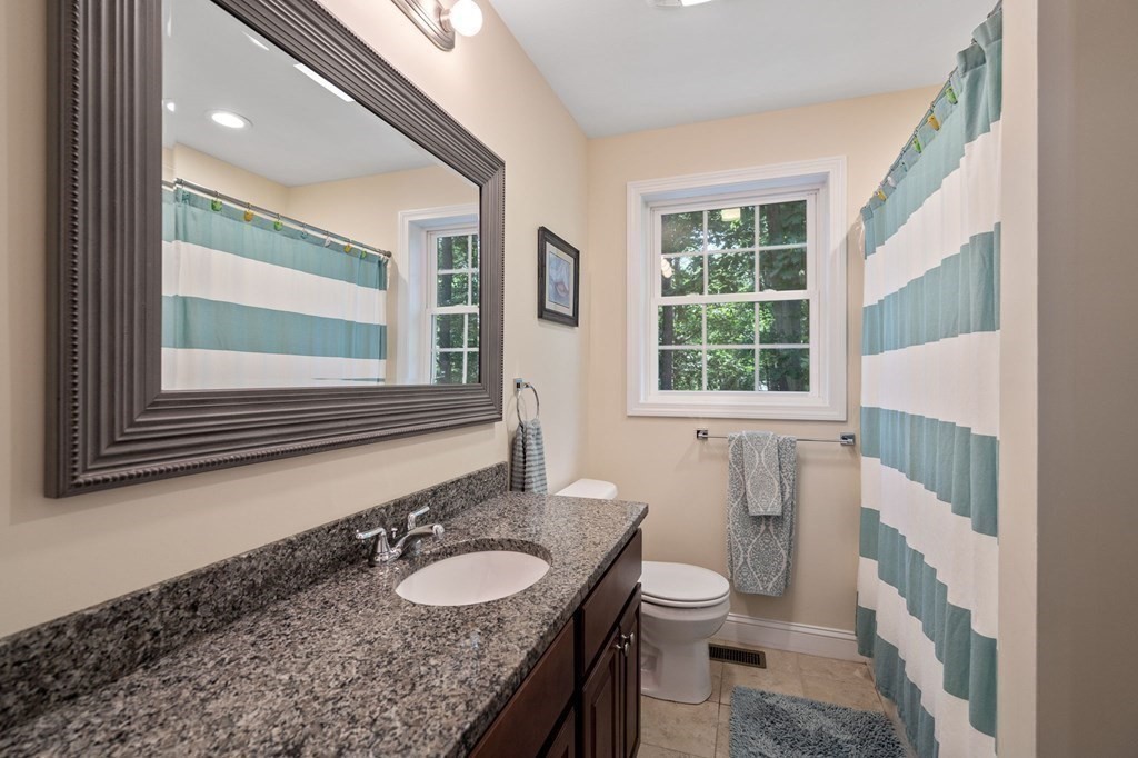 1261 Main Street Reading, MA 01867 - Photo 21 of 33 Gallery Image 21