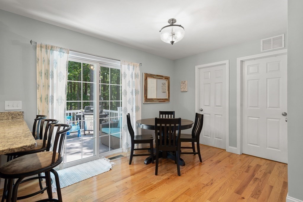1261 Main Street Reading, MA 01867 - Photo 9 of 33 Gallery Image 9