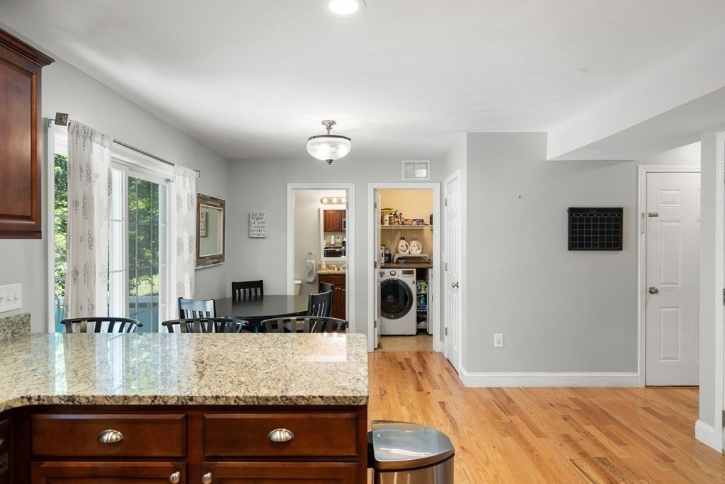 1261 Main Street Reading, MA 01867 - Photo 10 of 33 Gallery Image 10