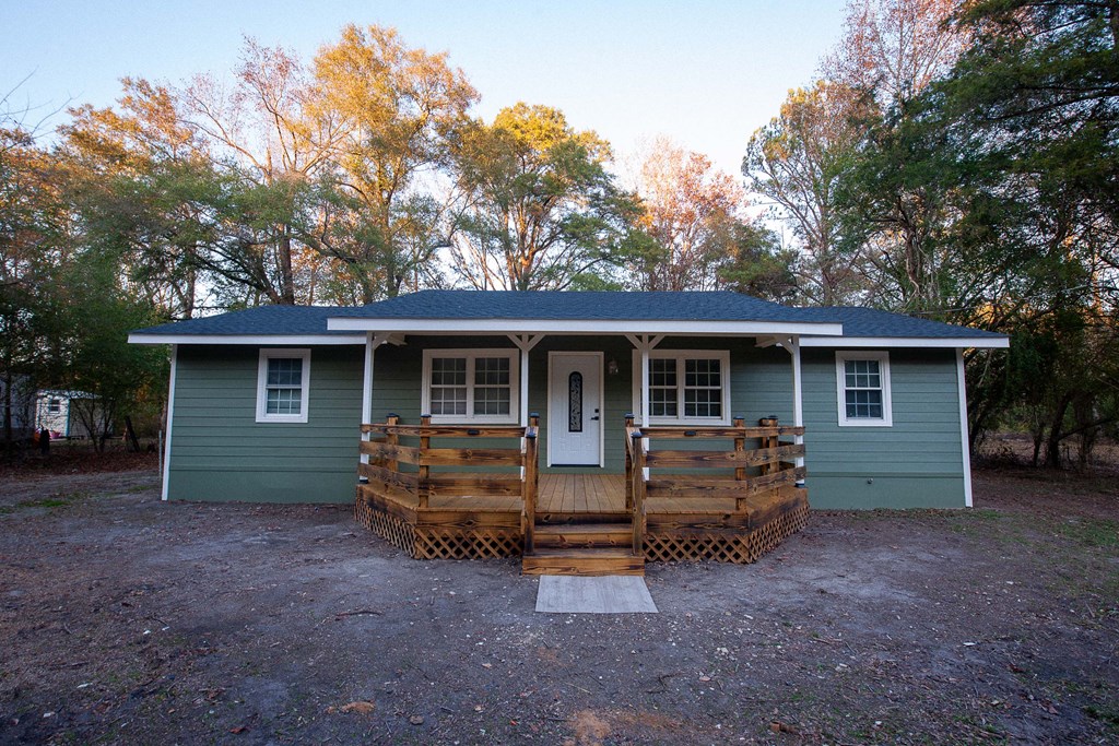 141 Patterson Road Fort Mitchell, AL 36856 - Photo 2 of 39 Gallery Image 2