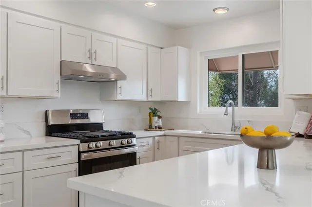 $549,000 | 12411 Osborne Street, Unit 128, Pacoima, CA 91331