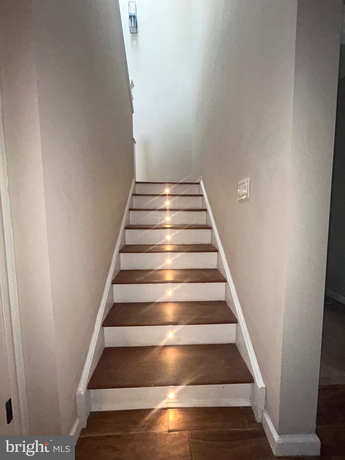 1341 Carol Road Jenkintown, PA 19046 - Photo 42 of 56 a view of entryway