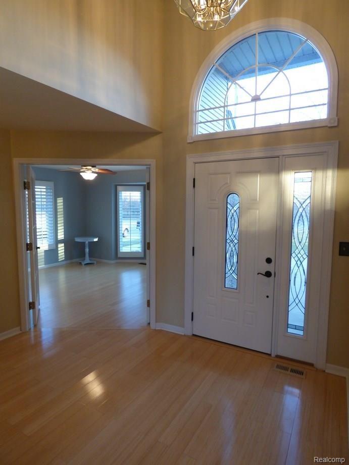 2230 North Custer Road Monroe, MI 48162 - Photo 2 of 55 P1230317.jpg