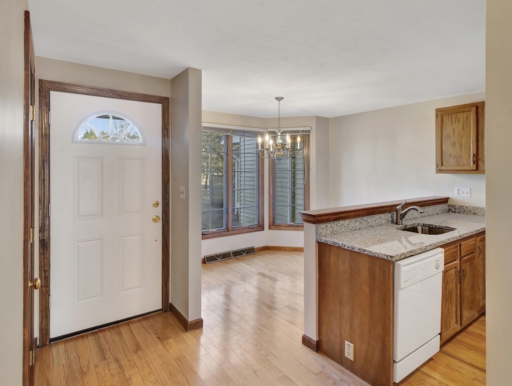 4 Concetta Circle, Unit 4 Mansfield, MA 02048 - Photo 14 of 42