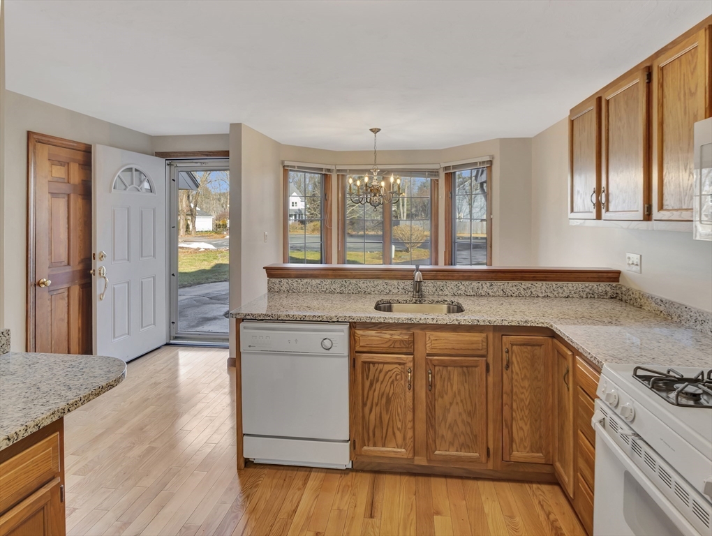 4 Concetta Circle, Unit 4 Mansfield, MA 02048 - Photo 18 of 42