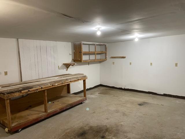 1520 Nazareth Road Kalamazoo, MI 49048 - Photo 28 of 30 Workshop