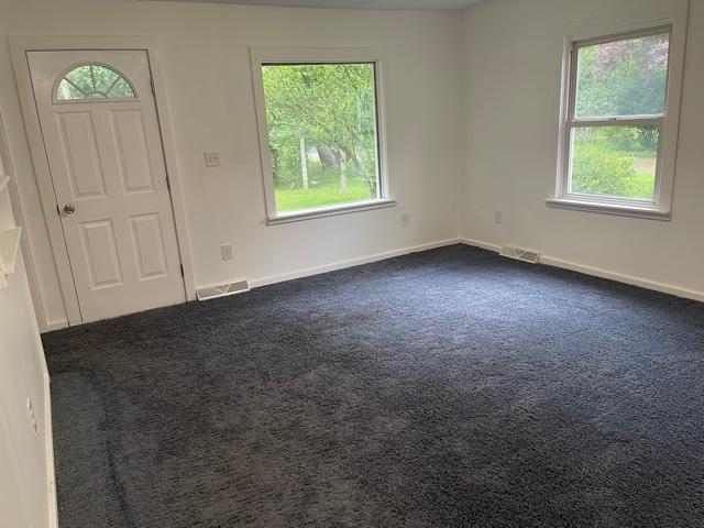 1520 Nazareth Road Kalamazoo, MI 49048 - Photo 6 of 30 Living Rm