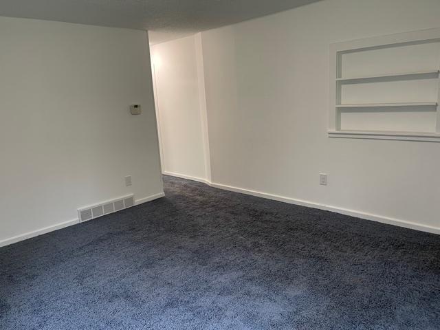 1520 Nazareth Road Kalamazoo, MI 49048 - Photo 7 of 30 Living Rm