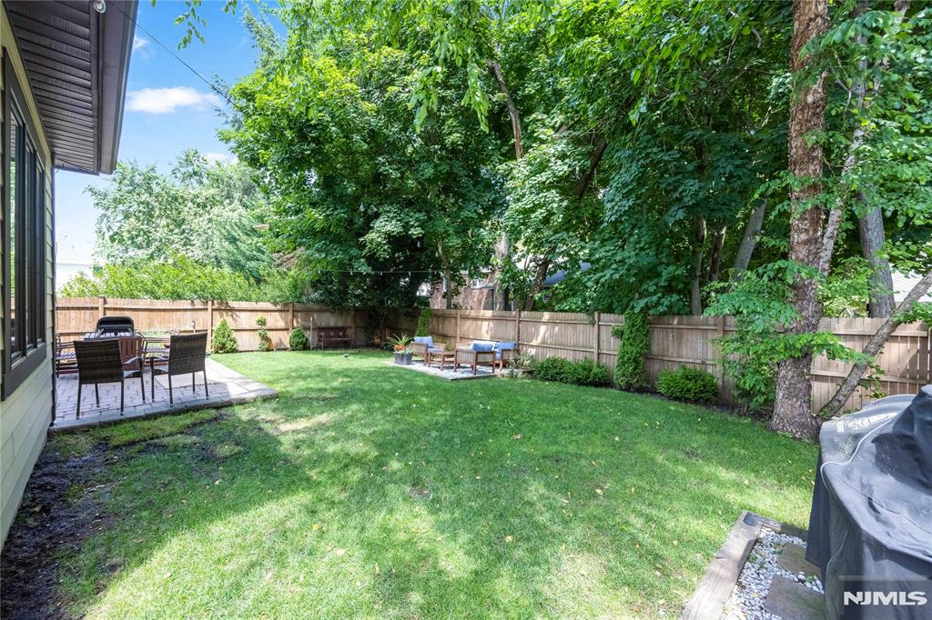 86 George Street Tenafly, NJ 07670 - Photo 34 of 39
