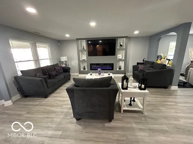 $369,000 | 9982 Big Bend Drive, Indianapolis, IN 46234