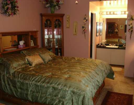 1211 Kenzie Road Pittsburgh, PA 15205 - Photo 4 of 7 Gallery Image 4