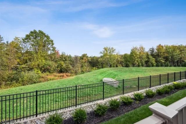 $835,000 | 29 Lilac Drive, Warren, NJ 07059