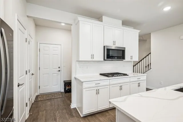 $835,000 | 29 Lilac Drive, Warren, NJ 07059