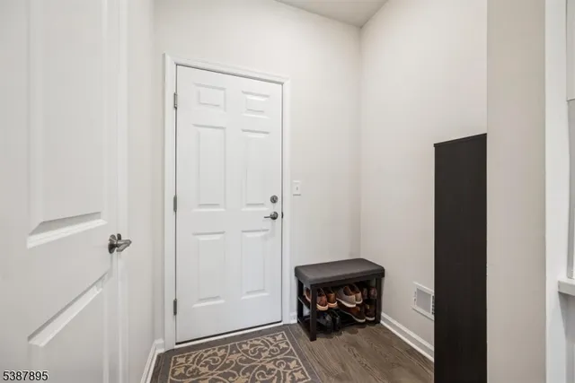 $835,000 | 29 Lilac Drive, Warren, NJ 07059