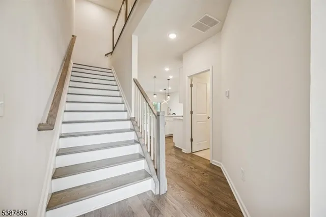 $835,000 | 29 Lilac Drive, Warren, NJ 07059