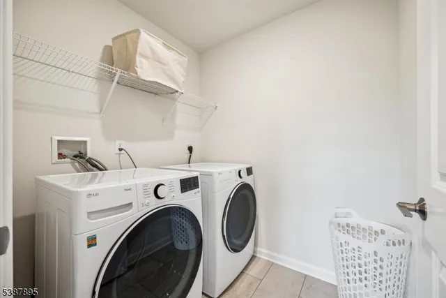 $835,000 | 29 Lilac Drive, Warren, NJ 07059