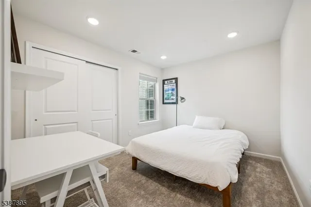 $835,000 | 29 Lilac Drive, Warren, NJ 07059